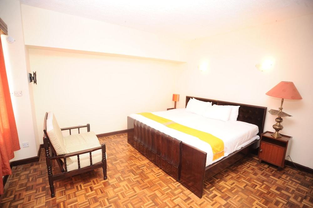 Kenya Comfort Suites Nairobi Extérieur photo