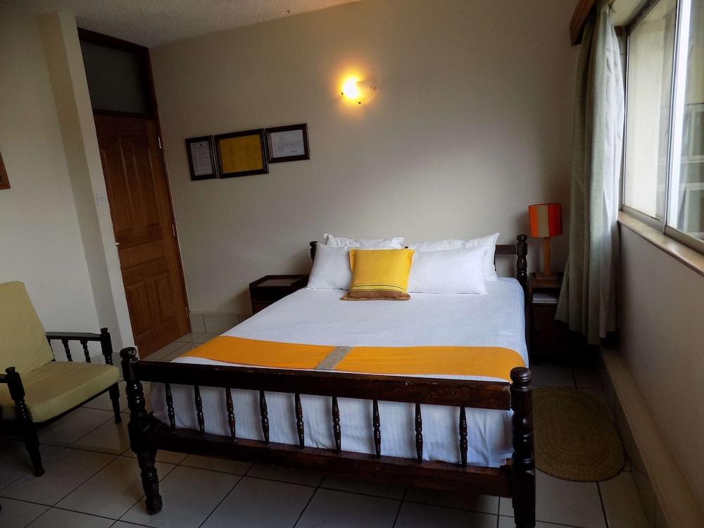 Kenya Comfort Suites Nairobi Extérieur photo