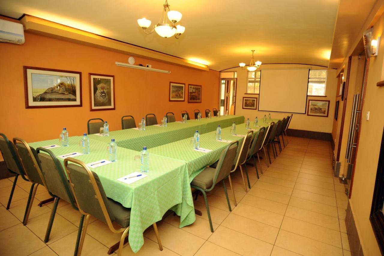 Kenya Comfort Suites Nairobi Extérieur photo